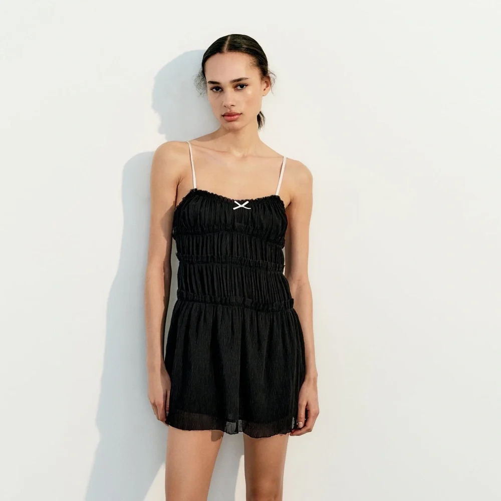 ZARA LITTLE BOW BLACK TEXTURED DRESS - Picture 1 of 16